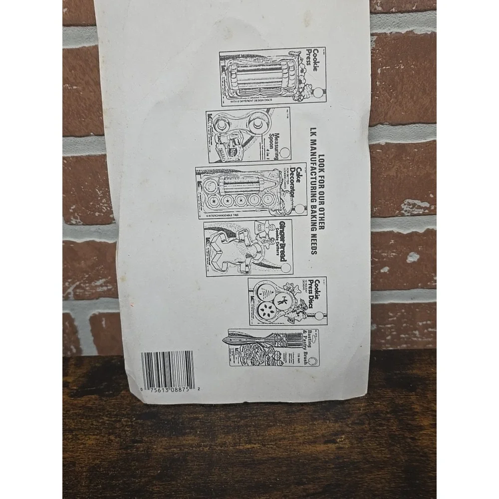 Cutters vintage packaging